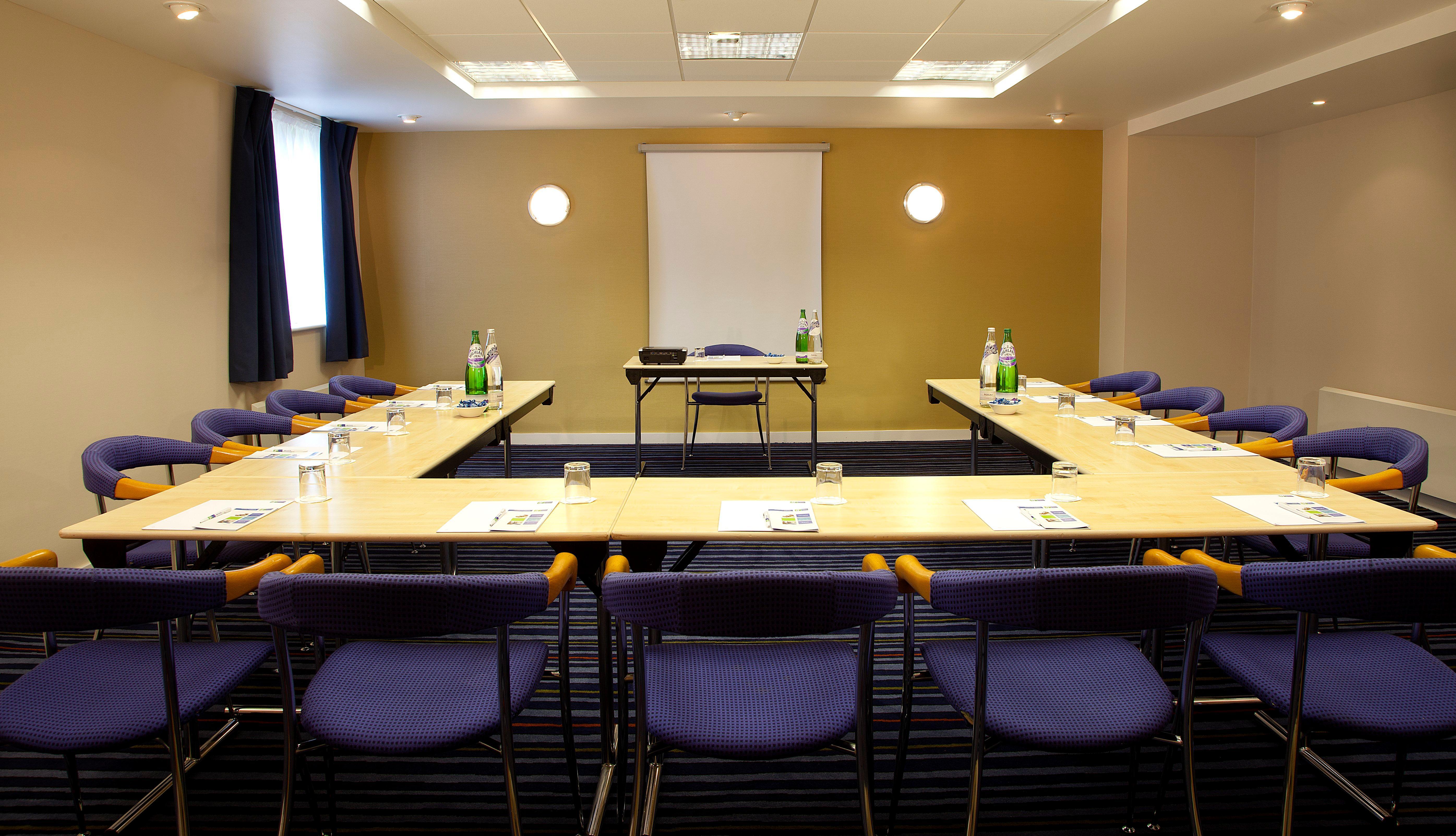 Holiday Inn Express Greenock, An Ihg Hotel Esterno foto